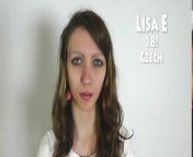 За деньги трахает девушку с большими половыми губками 1